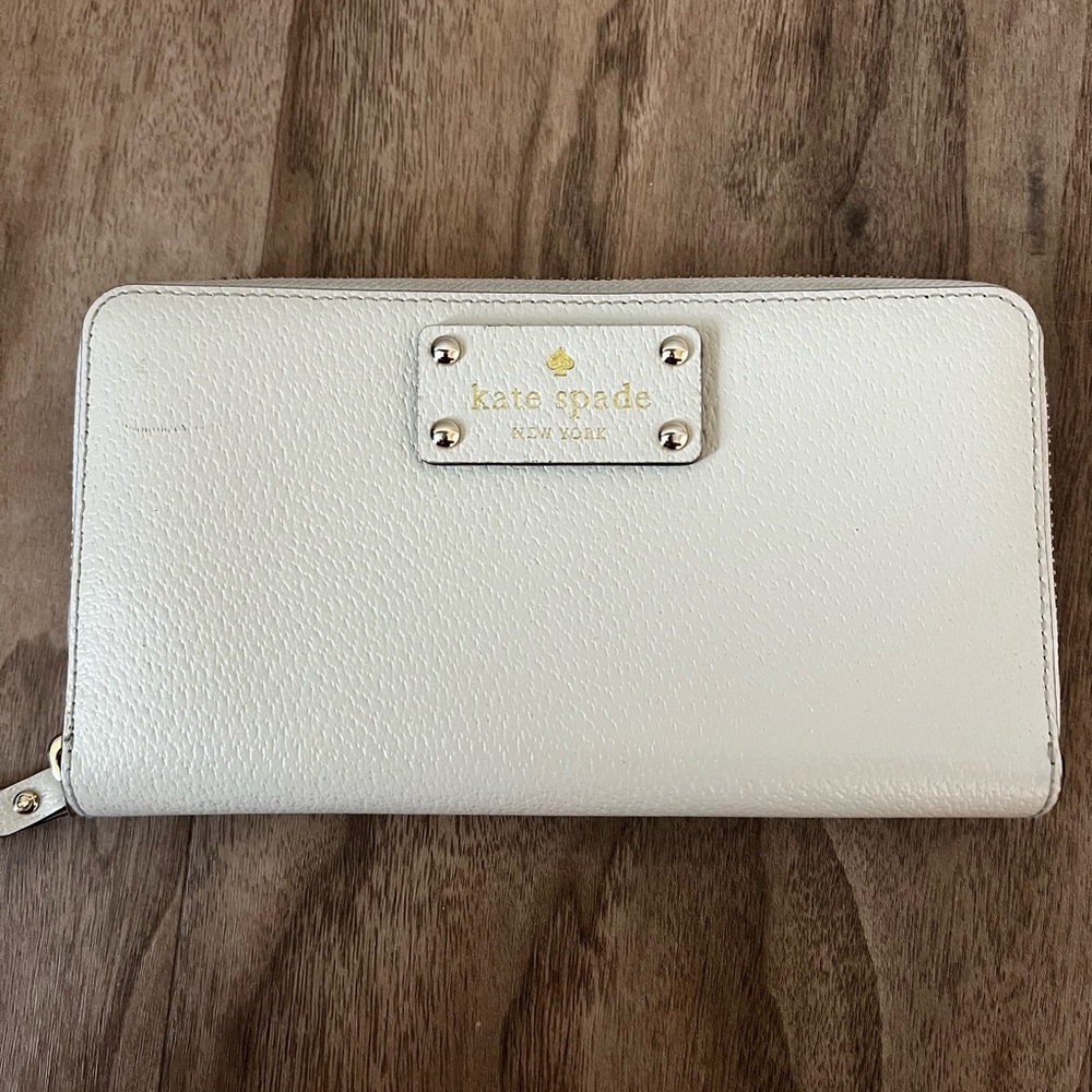 Kate Spade Ivory Zip Wallet